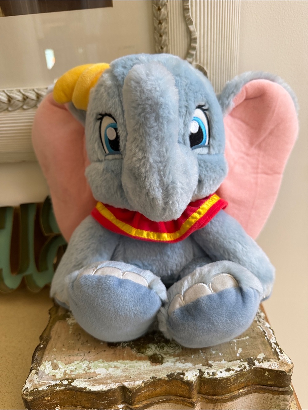 DISNEY Dumbo Stuffed Animal Toy